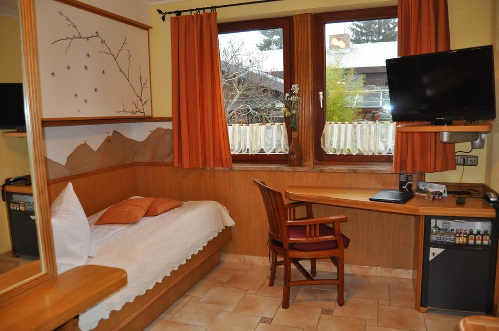 Hotel Blumenbach ベルリン エクステリア 写真