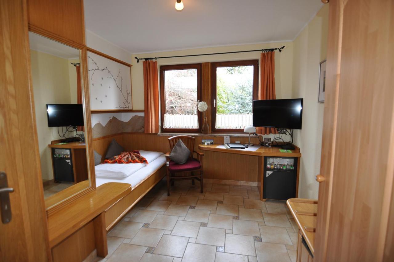 Hotel Blumenbach ベルリン エクステリア 写真