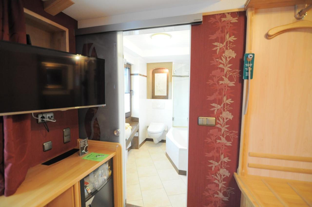 Hotel Blumenbach ベルリン エクステリア 写真
